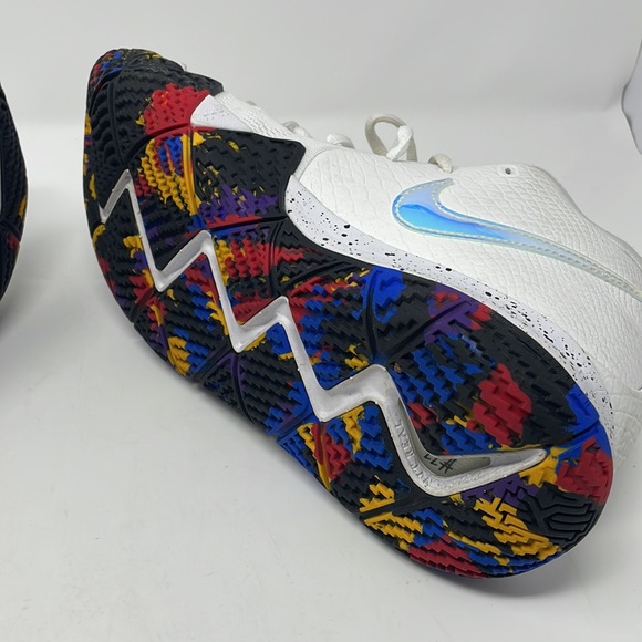 Nike Kyrie 4 ‘NCAA March Madness’ White Multicolor (943806-104) Men Size 8.5 - Picture 6 of 8